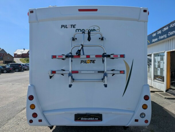 pilote-moveoo-queensbed-lav-km-god-nyttelast-truma-6eh-b-f248rerkort-lettkj248rt-u-7-meter-diesel-2012-big-6