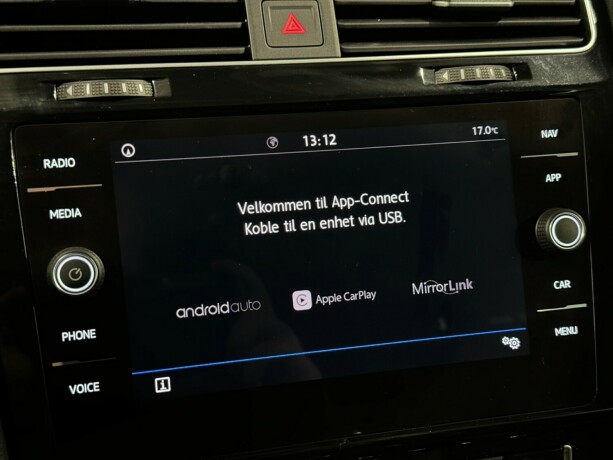 volkswagen-golf-bensin-2019-big-19