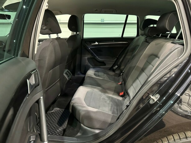volkswagen-golf-bensin-2019-big-7