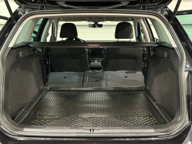volkswagen-golf-bensin-2019-big-11