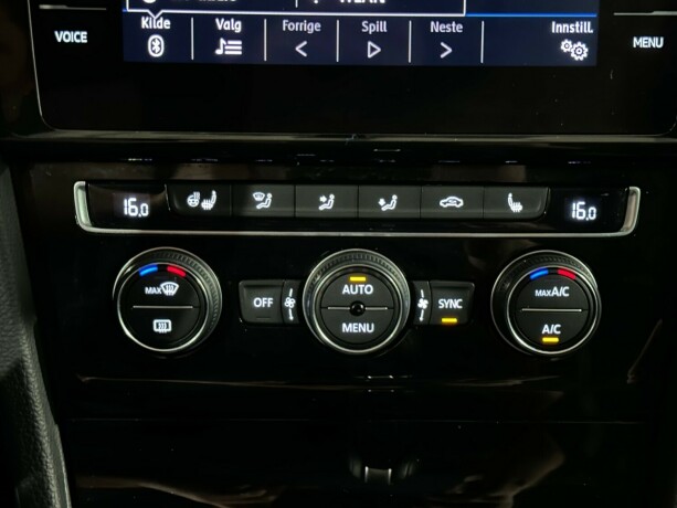 volkswagen-golf-bensin-2019-big-23