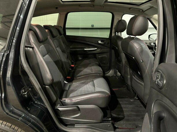 ford-s-max-diesel-2010-big-11
