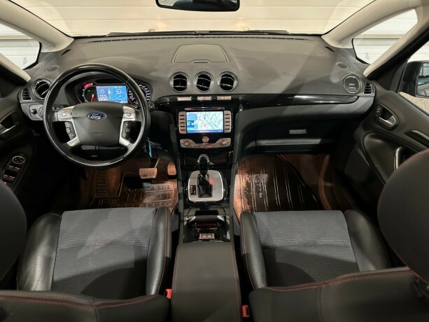 ford-s-max-diesel-2010-big-21