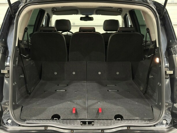 ford-s-max-diesel-2010-big-19