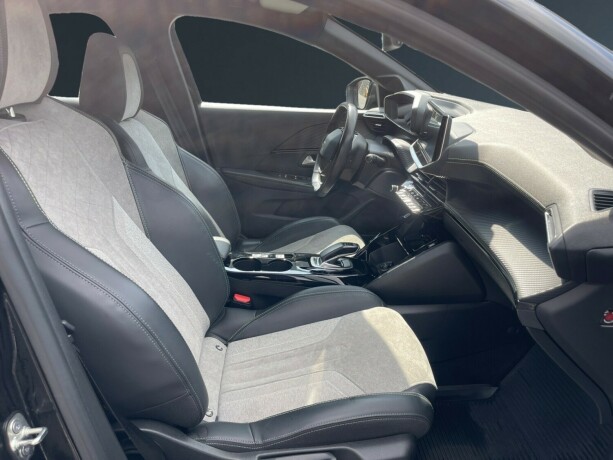 peugeot-208-elektrisitet-2021-big-11
