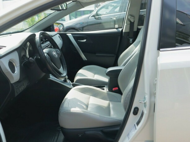 toyota-auris-elektrisitetbensin-2014-big-17