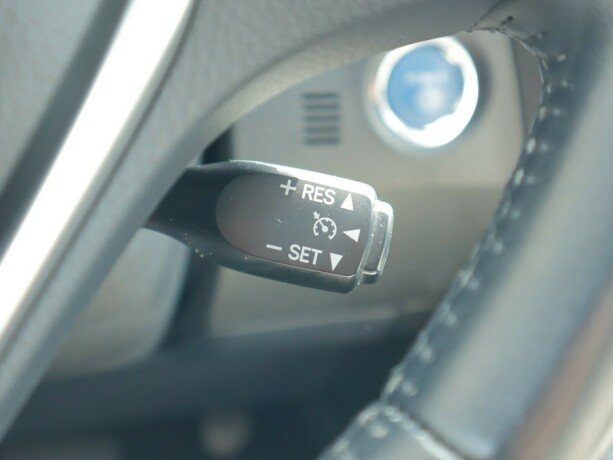 toyota-auris-elektrisitetbensin-2014-big-34