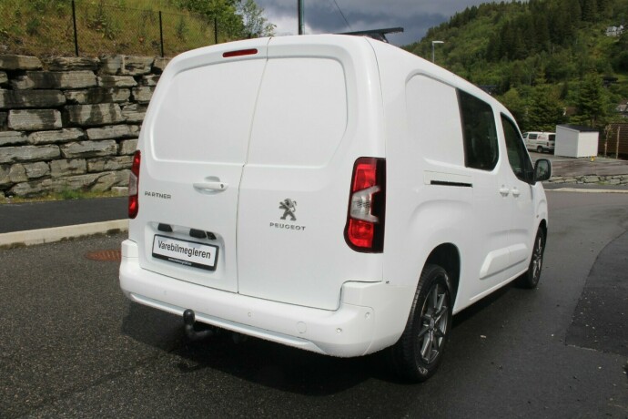 peugeot-partner-diesel-2020-big-3
