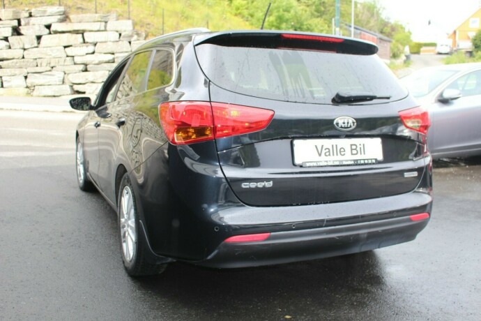 kia-cee039d-bensin-2014-big-3