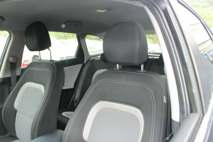 kia-cee039d-bensin-2014-big-9