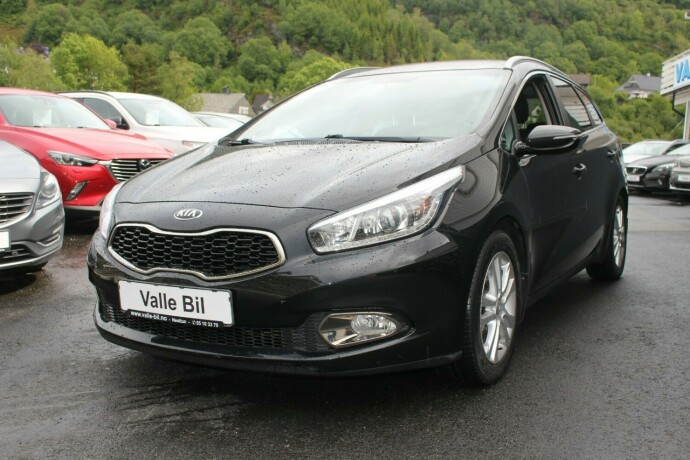kia-cee039d-bensin-2014-big-1