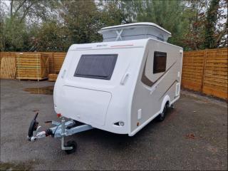 2024 Trigano Freestyle Mini 290 Caravan Kompakt, Lett og Praktisk Campingvogn for 23 Personer