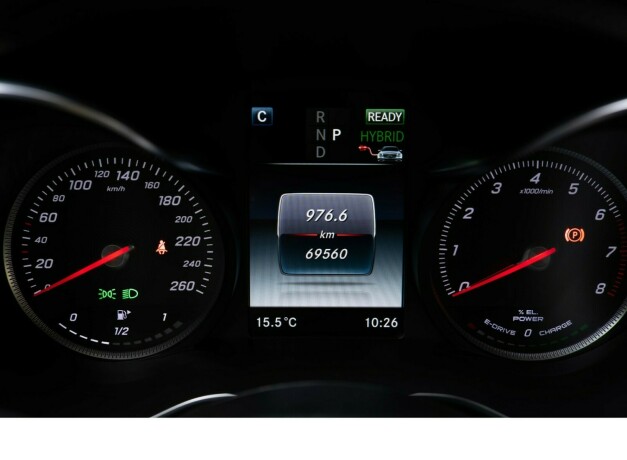 mercedes-benz-c-klasse-elektrisitetbensin-2018-big-13