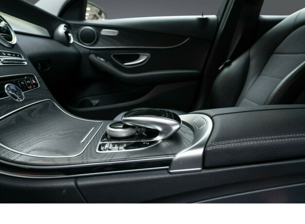 mercedes-benz-c-klasse-elektrisitetbensin-2018-big-24