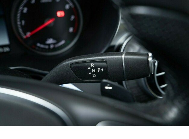 mercedes-benz-c-klasse-elektrisitetbensin-2018-big-18