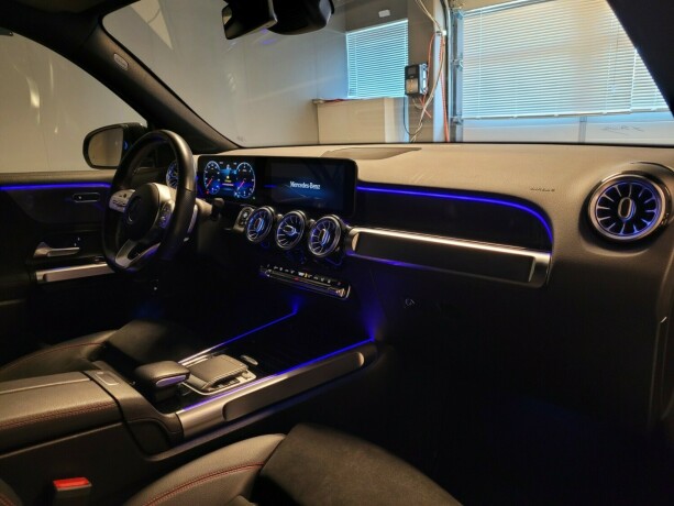 mercedes-benz-glb-diesel-2020-big-11