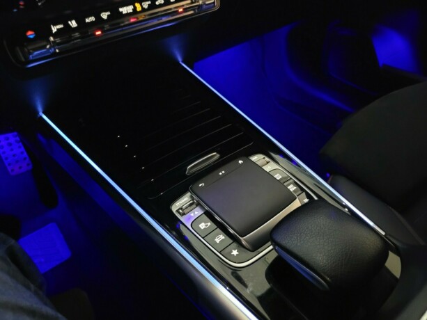 mercedes-benz-glb-diesel-2020-big-29