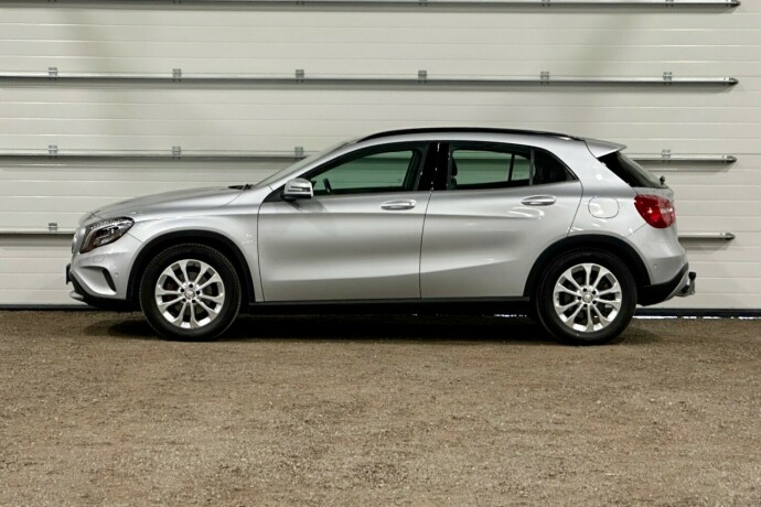 mercedes-benz-gla-diesel-2014-big-4