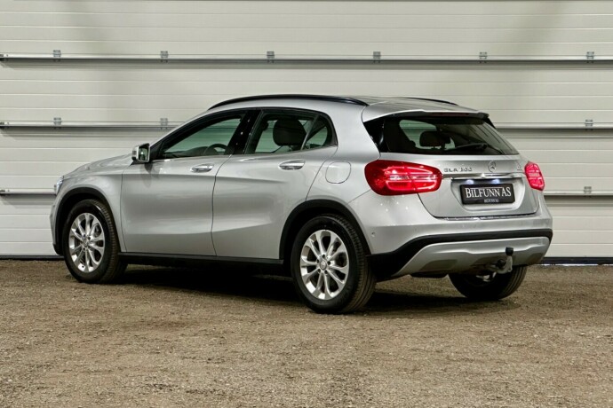 mercedes-benz-gla-diesel-2014-big-3
