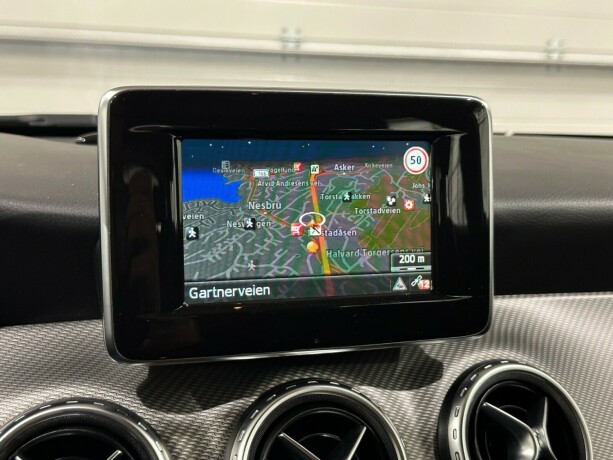 mercedes-benz-gla-diesel-2014-big-18