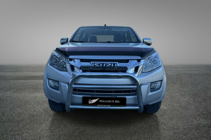 isuzu-d-max-diesel-2017-big-1