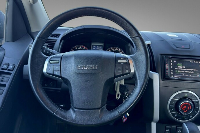 isuzu-d-max-diesel-2017-big-9