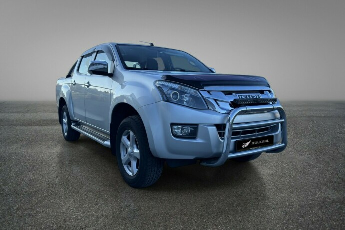 isuzu-d-max-diesel-2017-big-2