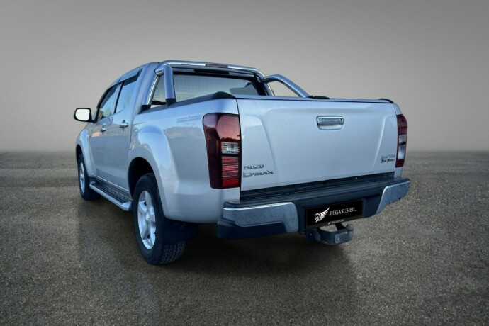 isuzu-d-max-diesel-2017-big-4