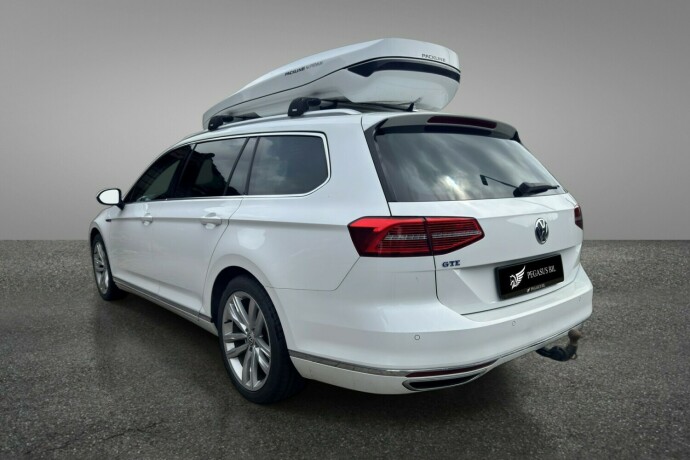 volkswagen-passat-elektrisitetbensin-2019-big-5