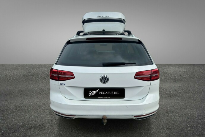 volkswagen-passat-elektrisitetbensin-2019-big-4