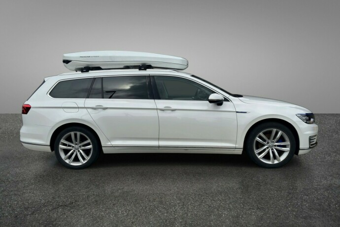 volkswagen-passat-elektrisitetbensin-2019-big-2