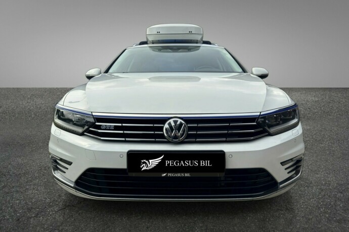 volkswagen-passat-elektrisitetbensin-2019-big-1