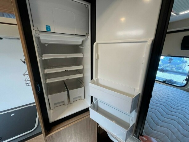adria-twin-600-spt-under-6-meter-reg-4-personer-fuktgasstest-god-nyttelast-truma-varme-2-sett-hjul-diesel-2017-big-33