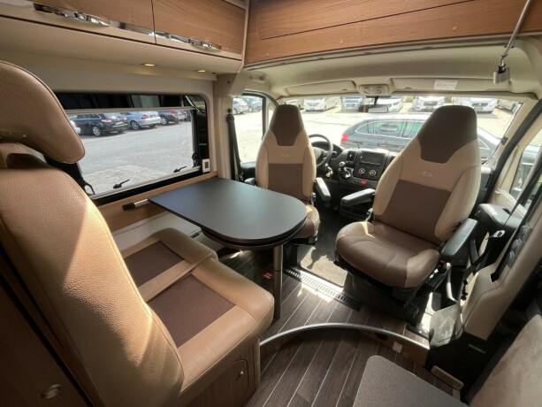 adria-twin-600-spt-under-6-meter-reg-4-personer-fuktgasstest-god-nyttelast-truma-varme-2-sett-hjul-diesel-2017-big-13