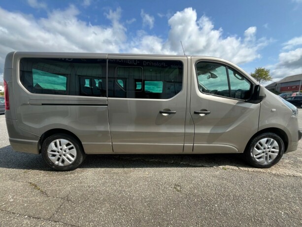 opel-vivaro-diesel-2017-big-4