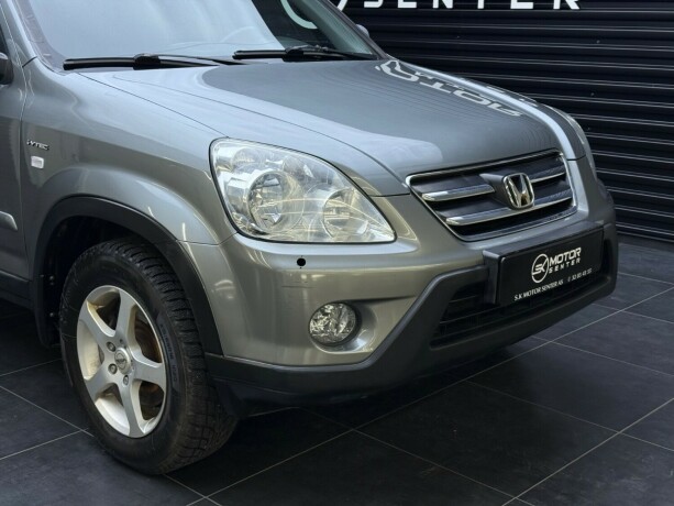 honda-cr-v-bensin-2005-big-2