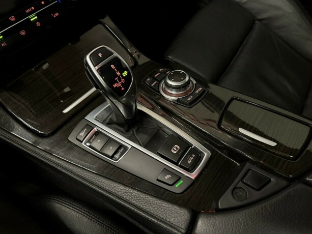bmw-5-serie-diesel-2012-big-27