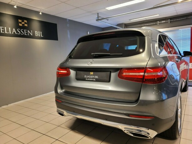 mercedes-benz-glc-diesel-2016-big-6