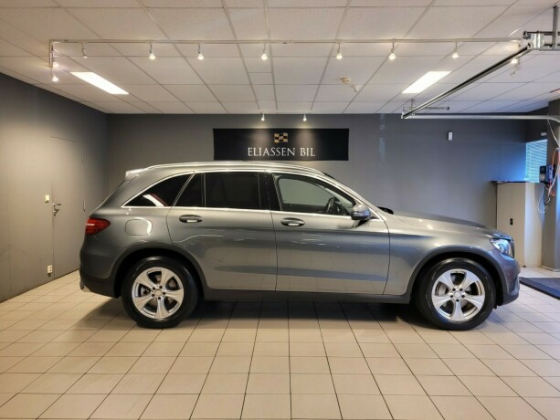 mercedes-benz-glc-diesel-2016-big-3