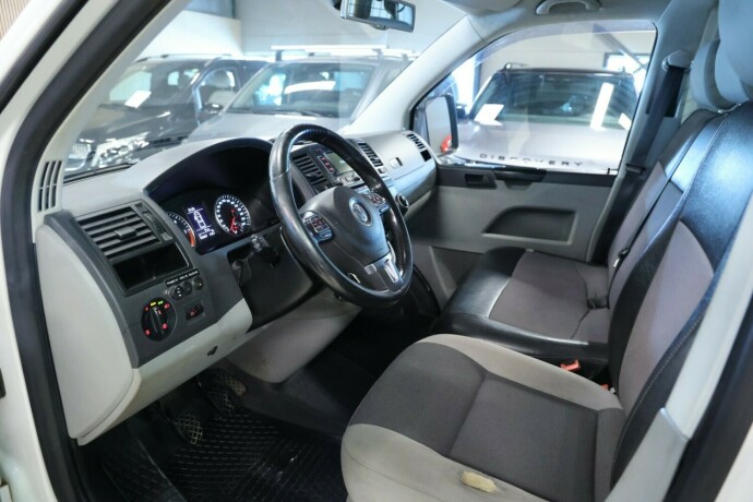 volkswagen-transporter-diesel-2014-big-6