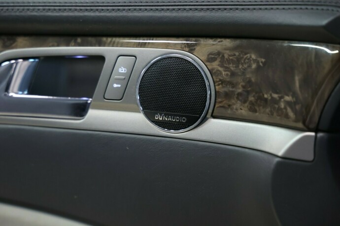 volkswagen-phaeton-diesel-2009-big-17