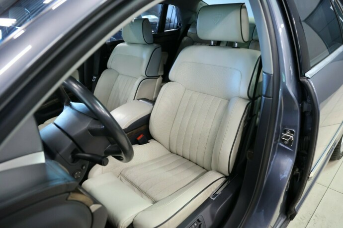 volkswagen-phaeton-diesel-2009-big-4