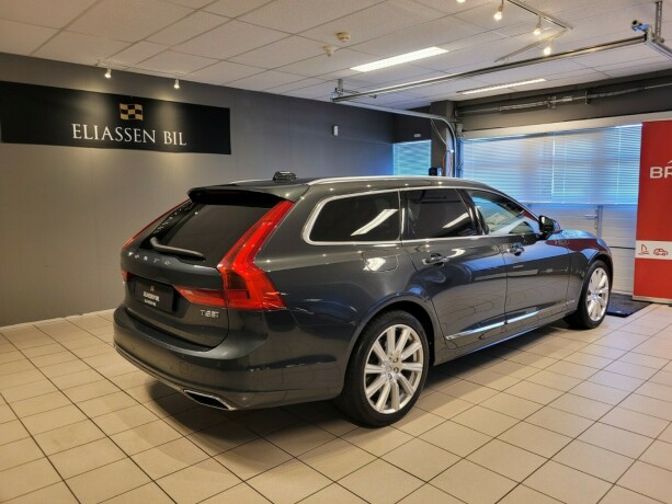 volvo-v90-elektrisitetbensin-2019-big-4