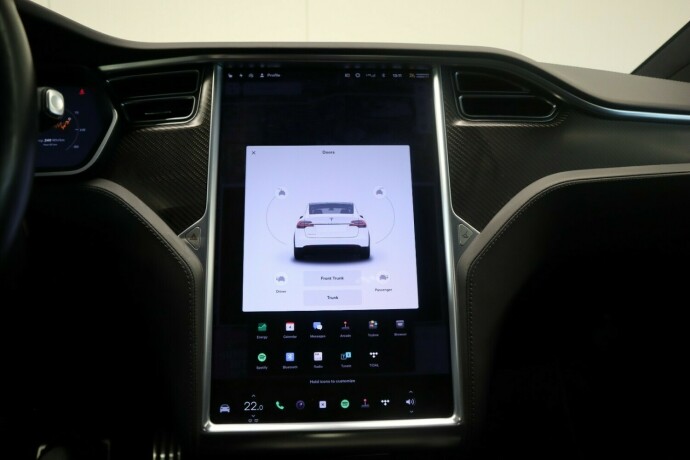 tesla-model-x-elektrisitet-2018-big-37