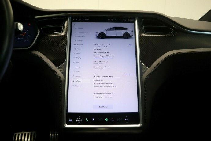 tesla-model-x-elektrisitet-2018-big-42