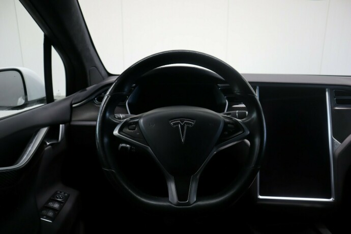 tesla-model-x-elektrisitet-2018-big-27