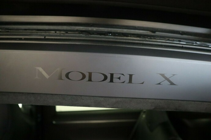 tesla-model-x-elektrisitet-2018-big-24