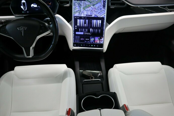 tesla-model-x-elektrisitet-2020-big-17