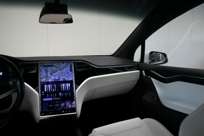 tesla-model-x-elektrisitet-2020-big-22