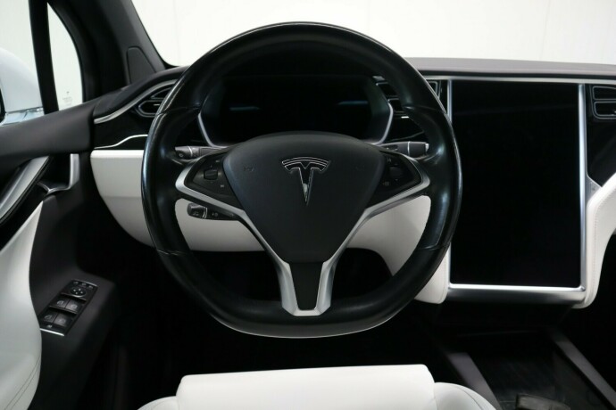 tesla-model-x-elektrisitet-2020-big-20